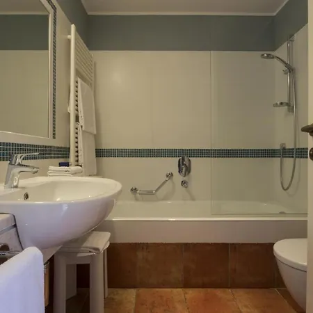 Tranquil Lantana 2 Bedroom Sleeps 7 Free Wifi Apartment