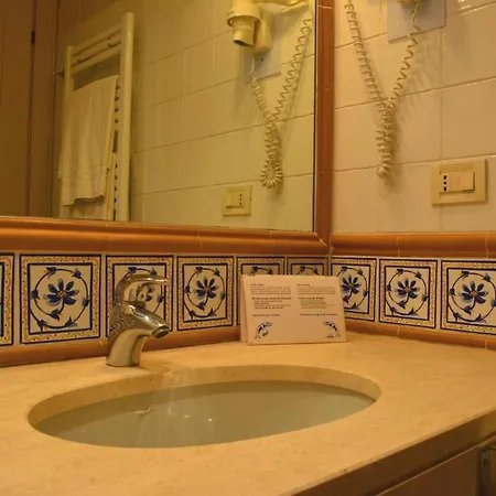Tranquil Lantana 2 Bedroom Sleeps 7 Free Wifi Apartment Pula